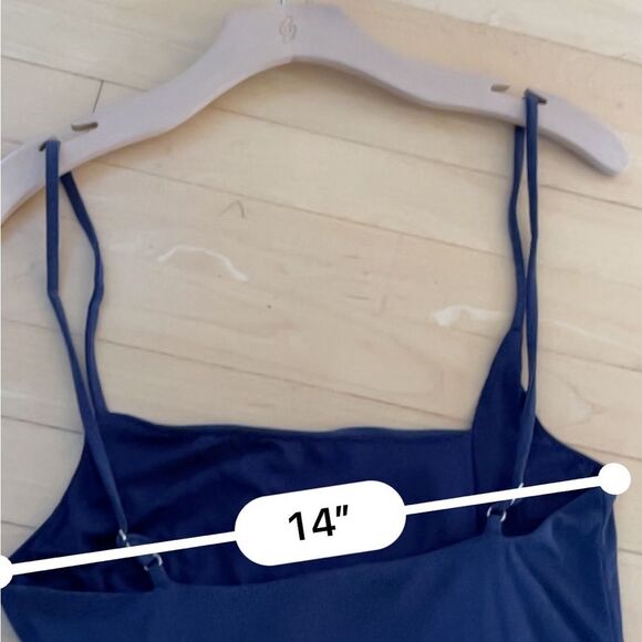 House of Harlow 1960 x REVOLVE Yael
Mini Dress in Navy M NWOT - Picture 9 of 10